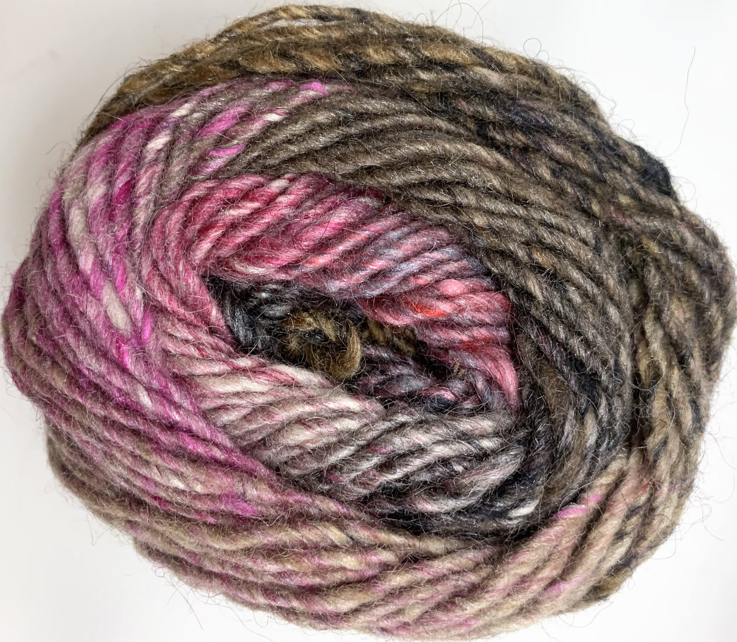 Noro Silk Garden 510 Asahikawa — yarn texture close up