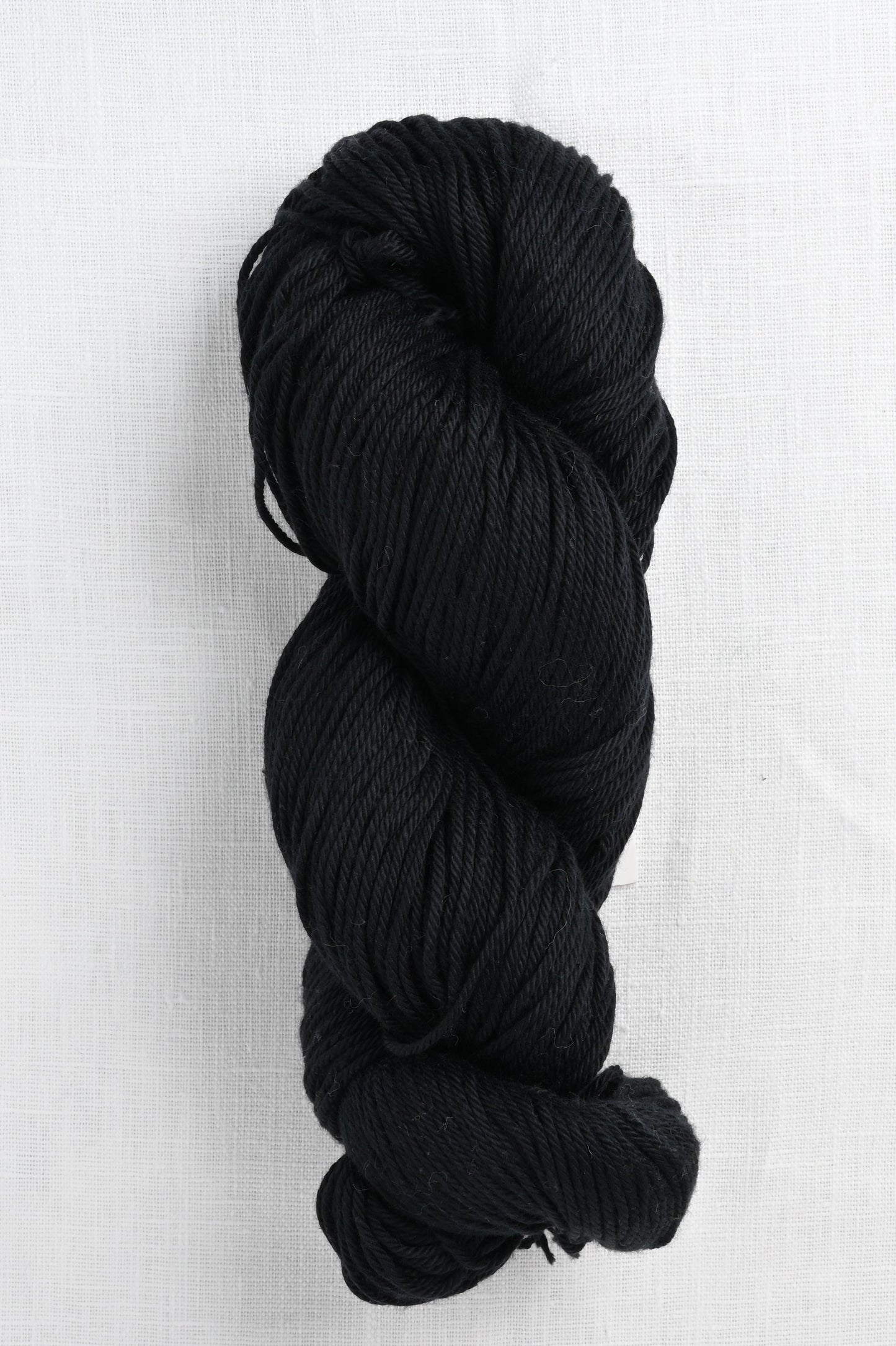 Verano 195 black skein