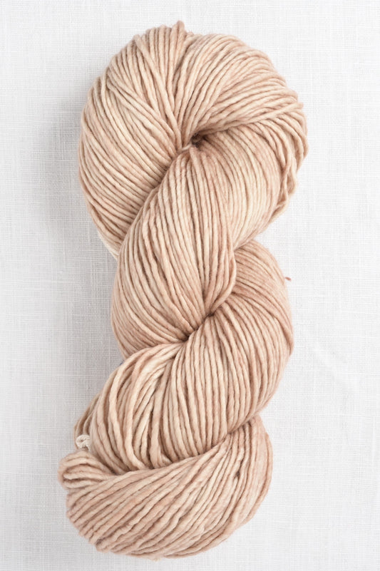 Worsted 602 pale-khaki skein