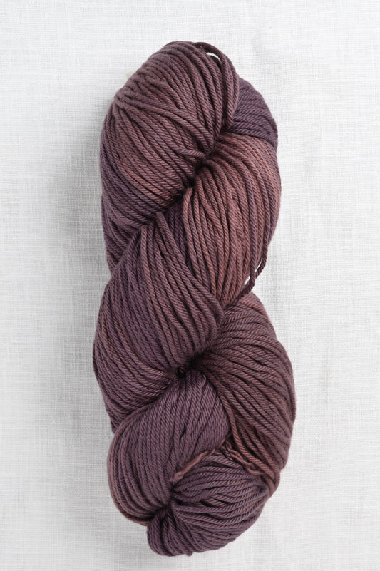 Verano 931 chocolate skein