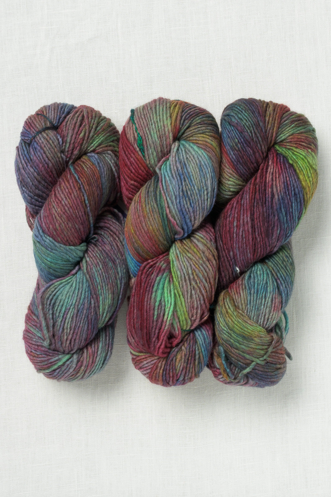 Worsted 684 camaleon skein
