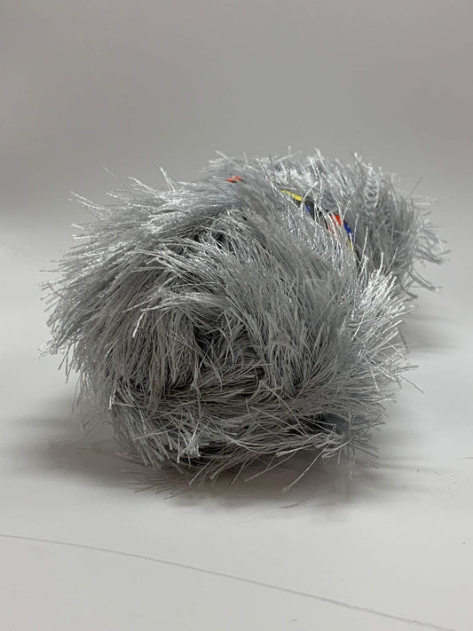 Funny Extra Pelsgarn Color 1032 Silver Swedish Yarn Import