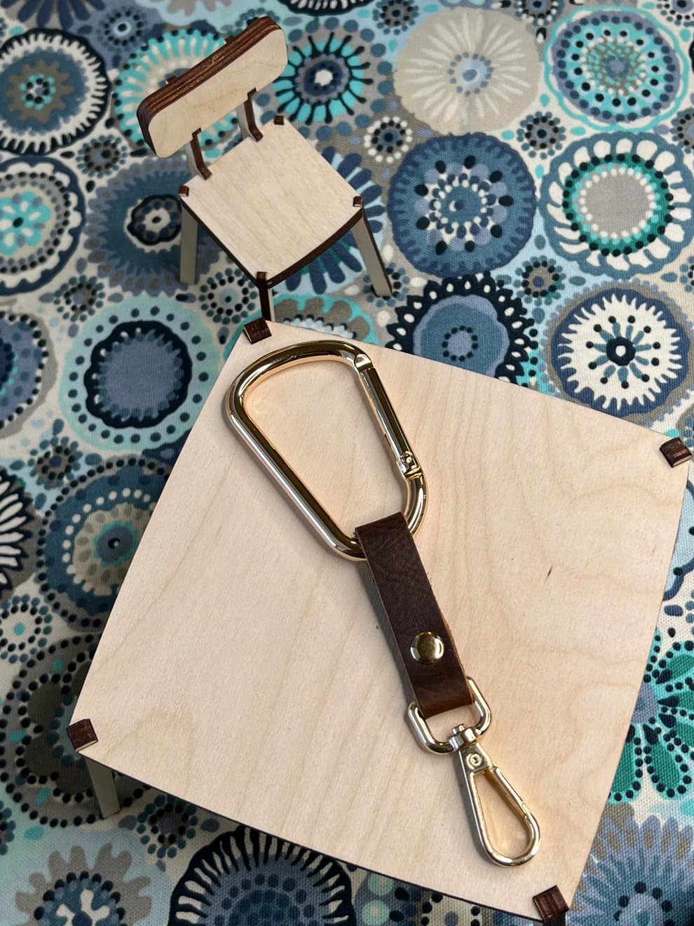 Lemonwood Minder Clip Brown