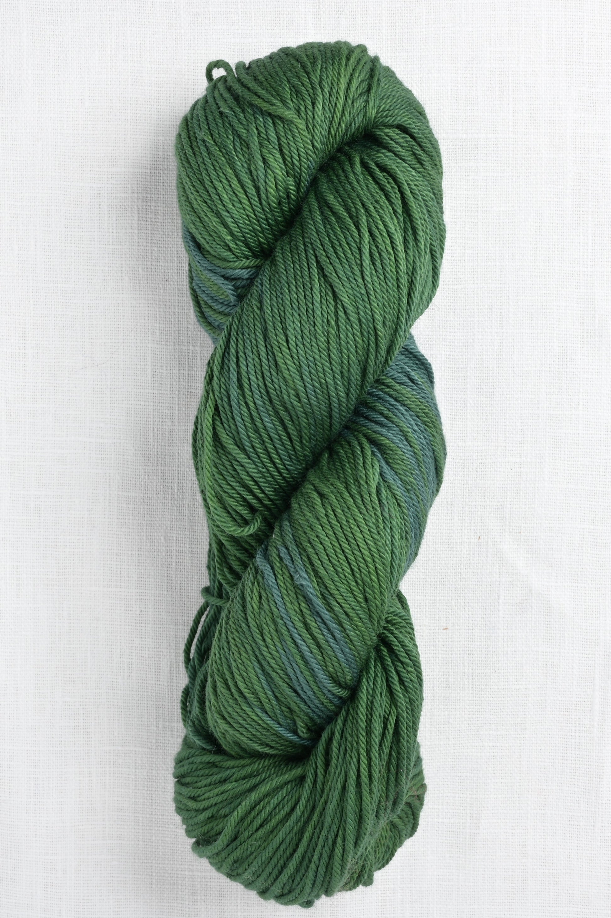 Verano 915 arugula skein