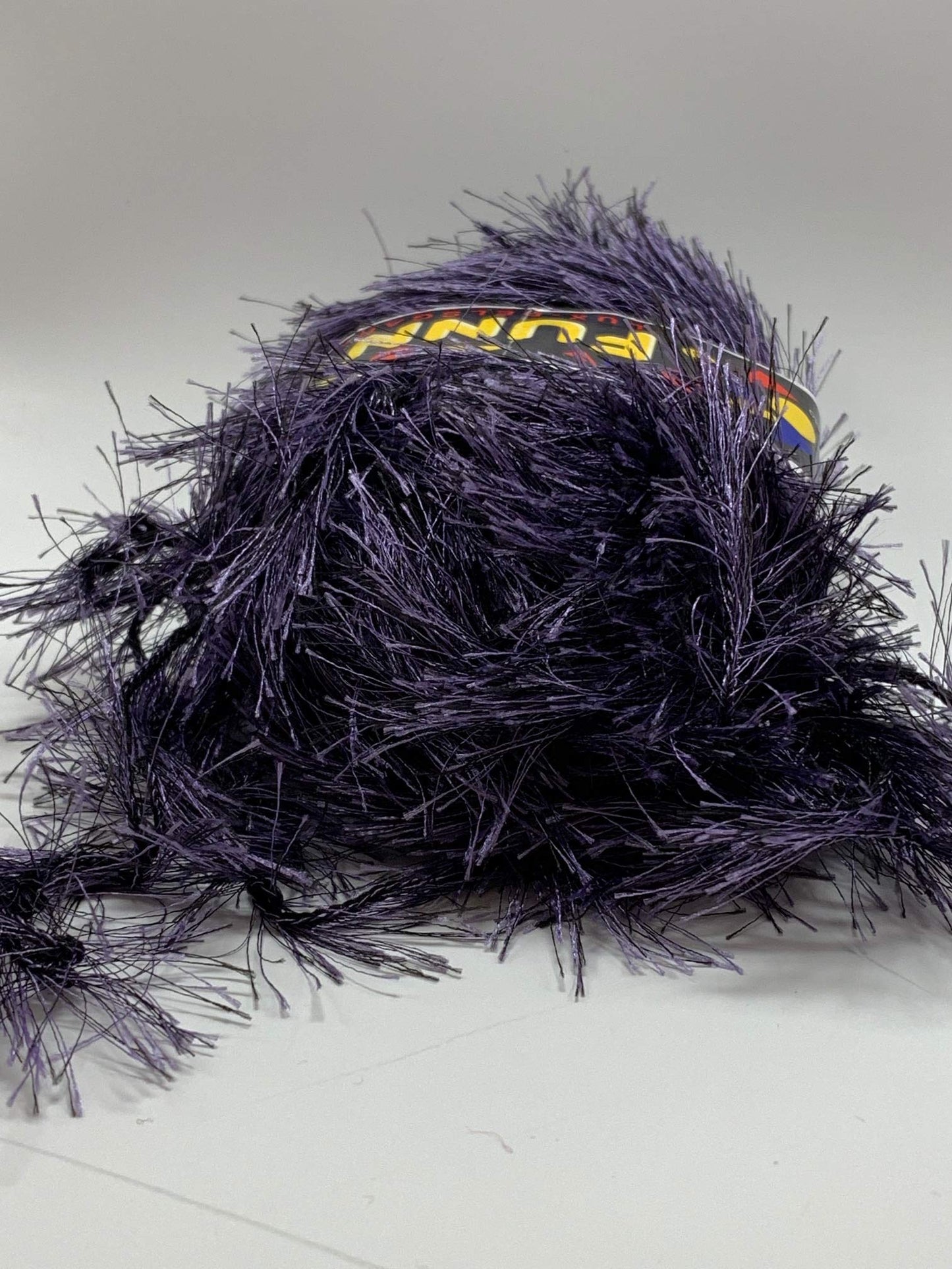 Funny Extra Pelsgarn Color 52985 Purple Swedish Yarn Import