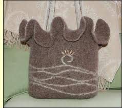 Felted Ruffle Bag to Crochet C3.5 Dovetail Designs by Val Love