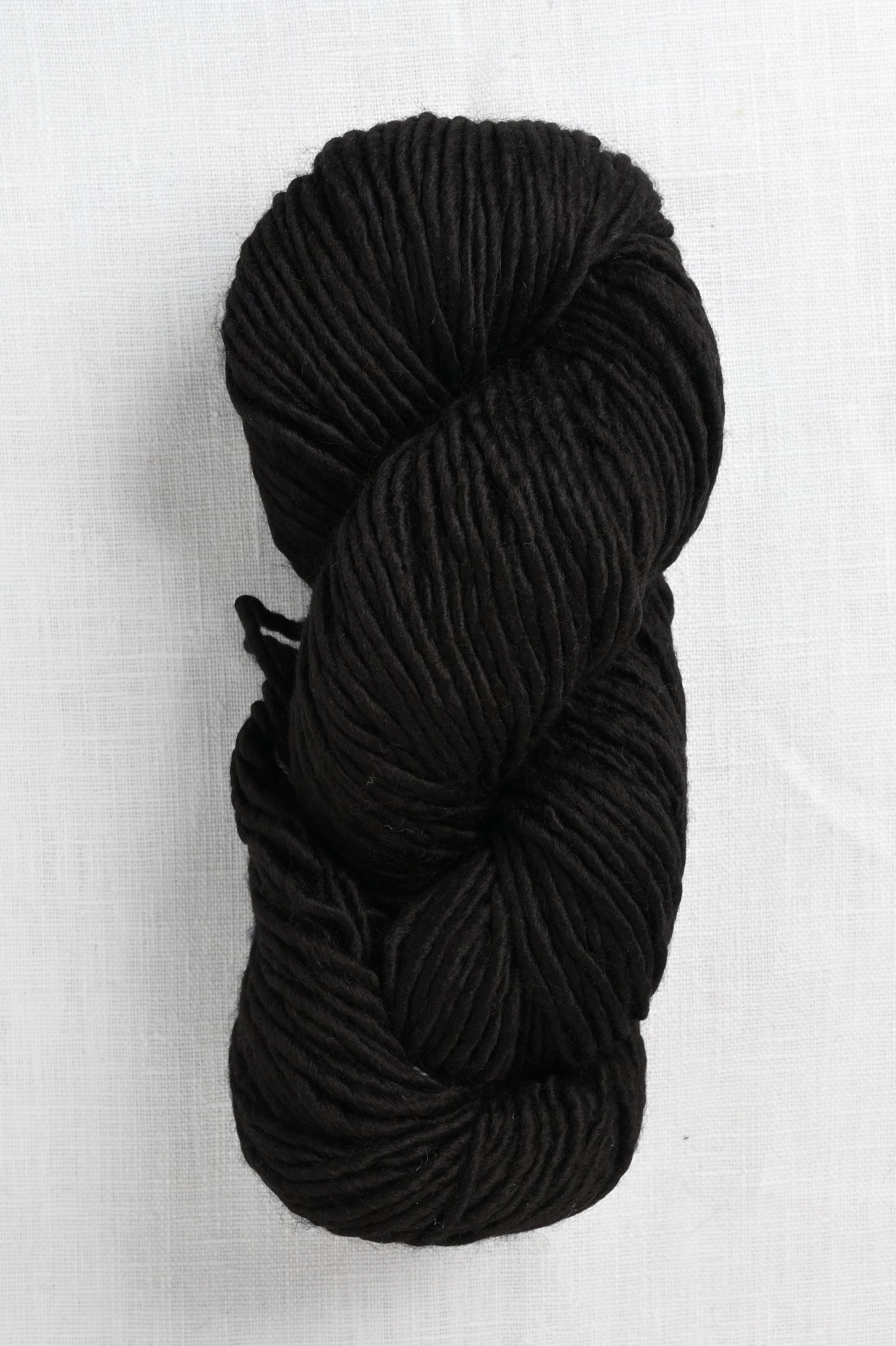 Mecha 195 black skein