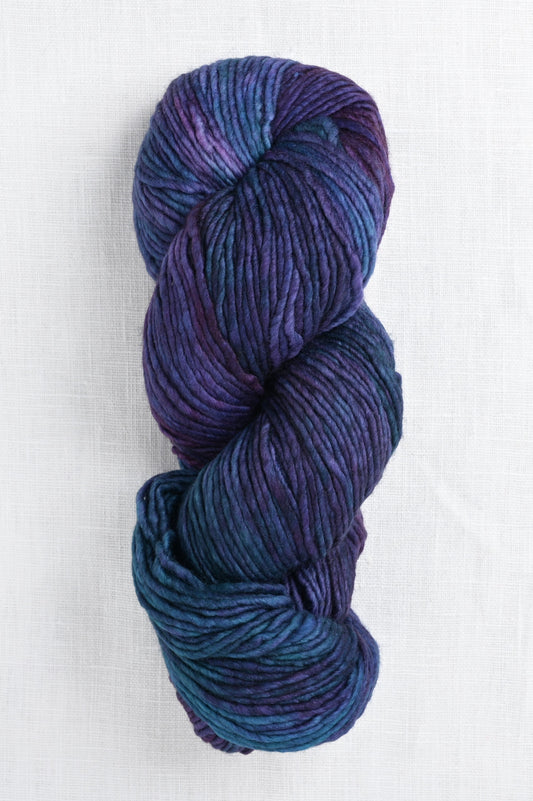 Worsted 247 whales-road skein