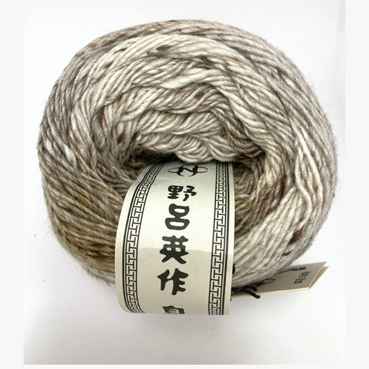 Noro Akari 53 Maebashi yarn