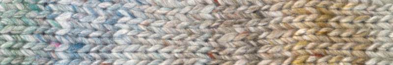 Noro Akari 05 Hamura yarn color swatch