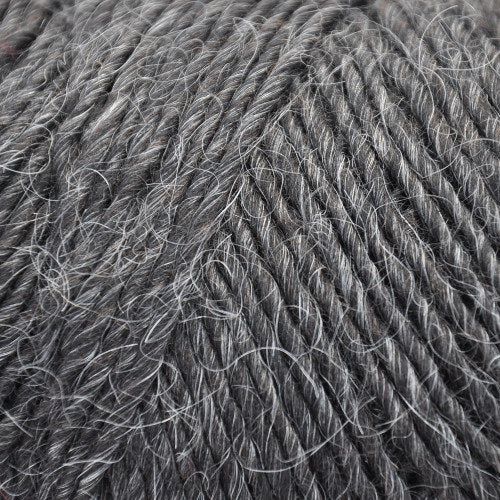 Brown Sheep Lamb's Pride Worsted 06 Deep Charcoal