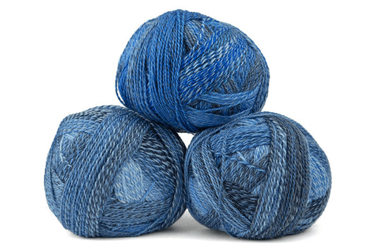 Schoppel-Wolle Zauberball Crazy Yarn – Color 2438 (Indigo)