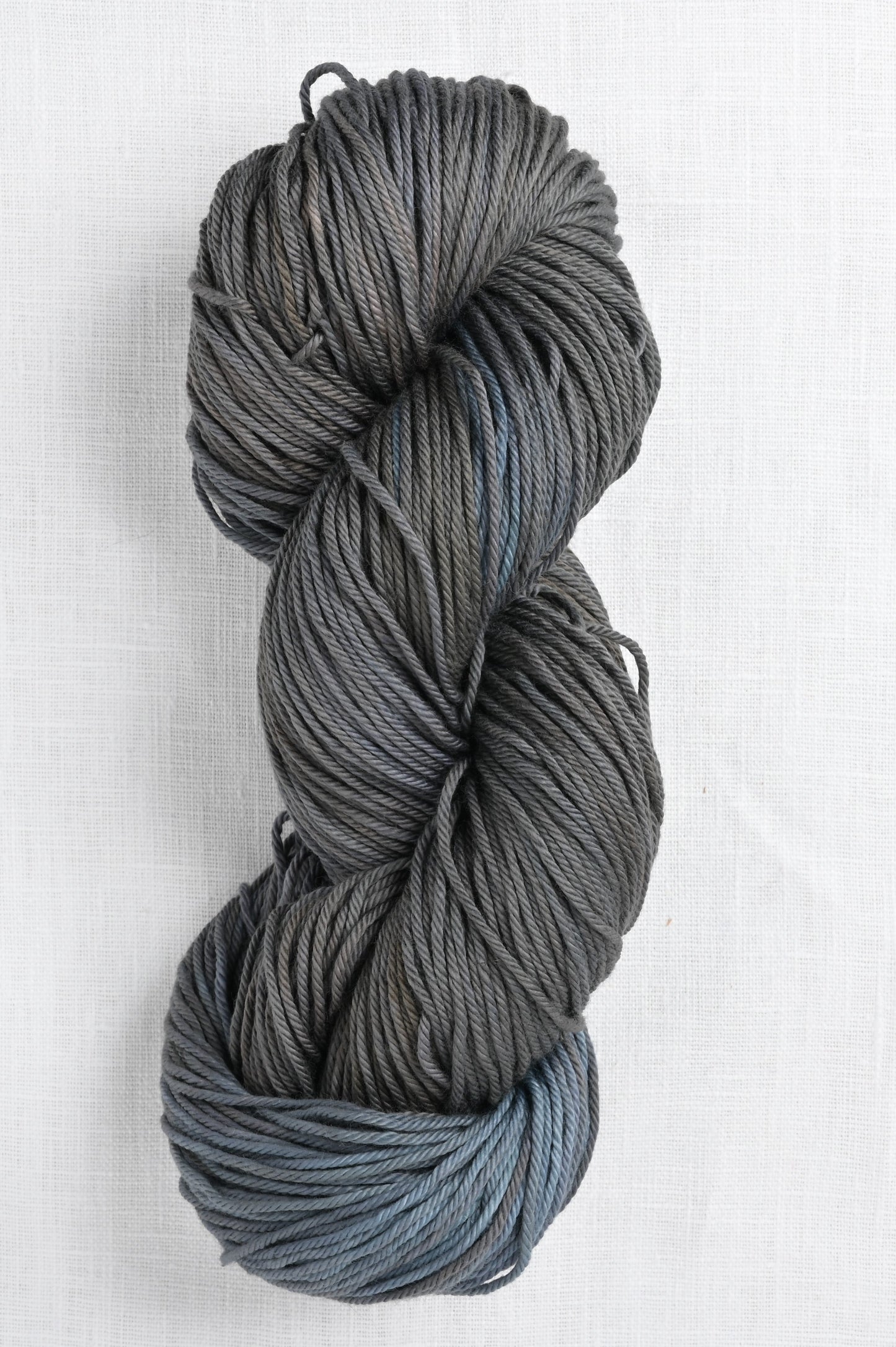Verano 939 landscape skein