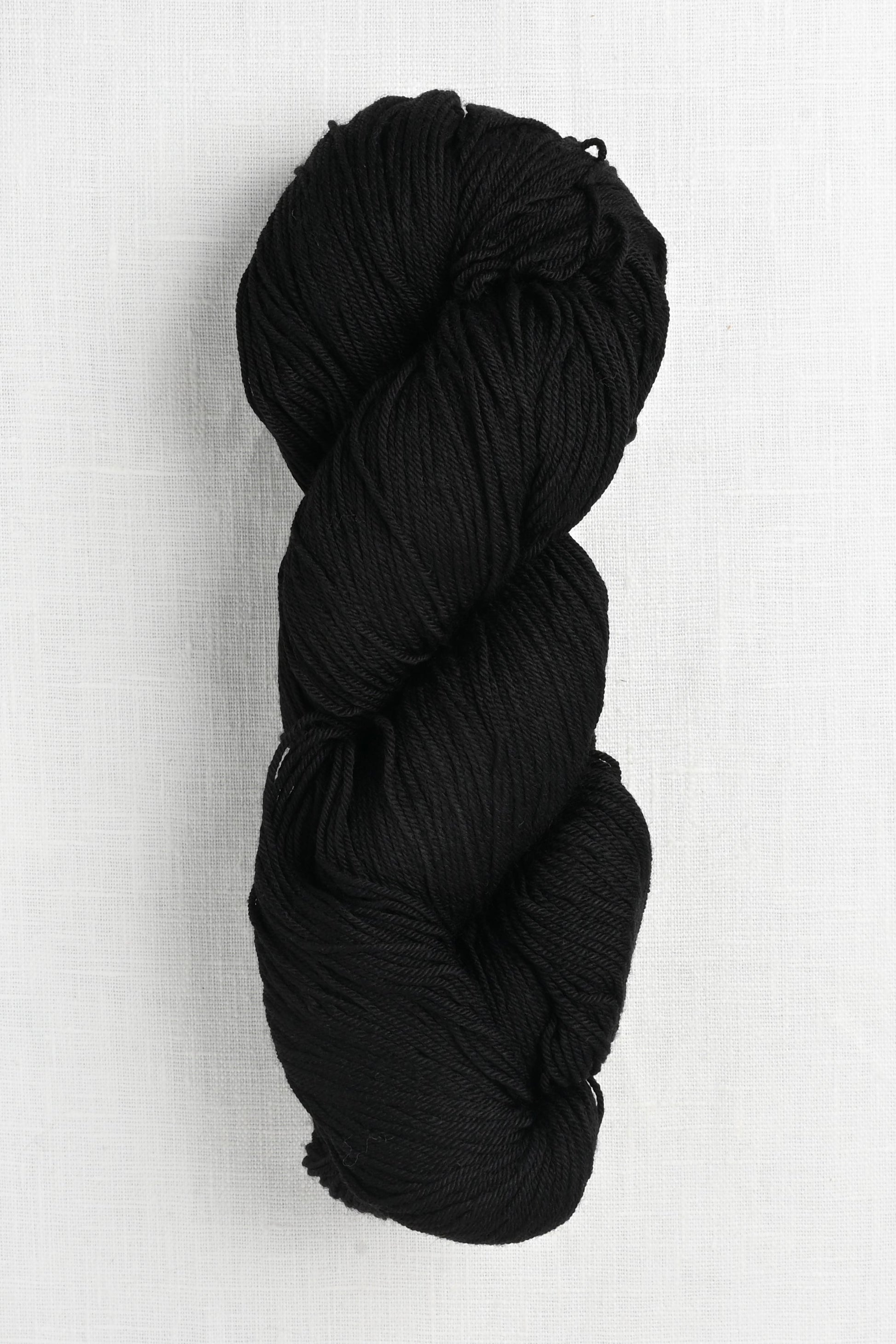 Ultimate Sock 195 black skein