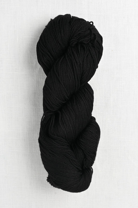 Ultimate Sock 195 black skein