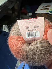 Louisa Harding Amitola 126 Pumpkin