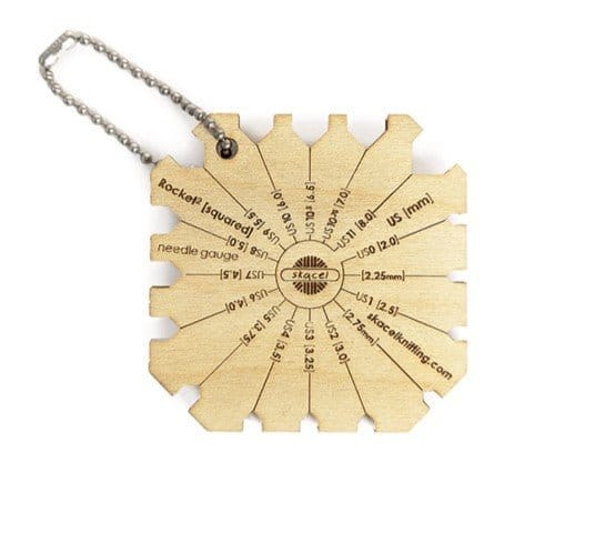 addiCalibro wooden knitting needle gauge set